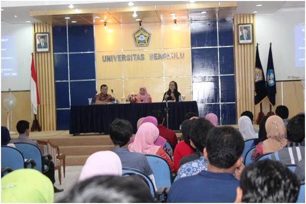 AMINEF Presentasi Beasiswa Fulbright di Unib