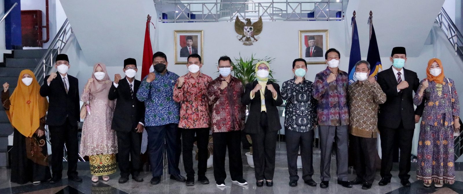 Rektor Lantik Wakil Dekan Fakultas Teknik Dan Fakultas Hukum