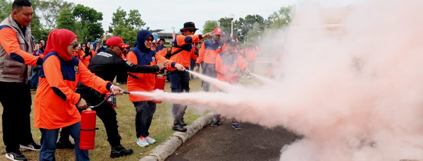 Gebyar Dies Natalis Ke-41 UNIB Ditutup dengan Kegiatan Fire Drill