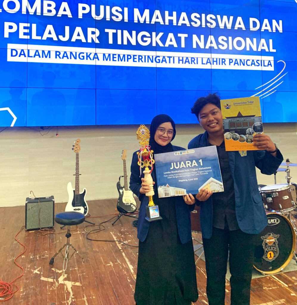 Mahasiswa Unib Juara I Lomba Musikalisasi Puisi Tingkat Nasional