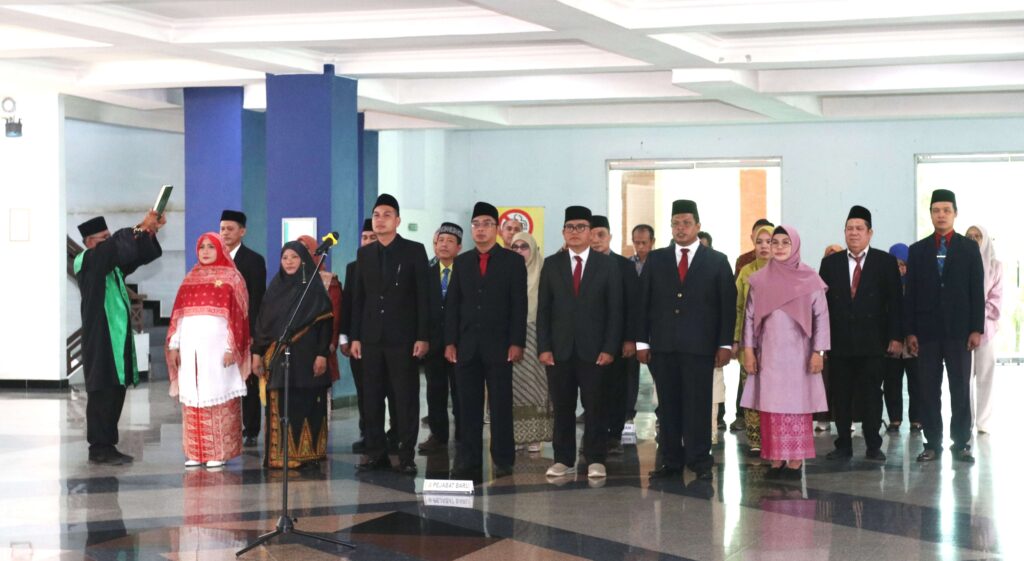 Penataan Organisasi, Rektor Unib Lantik 5 Kepala UPA dan 10 Kepala Bagian