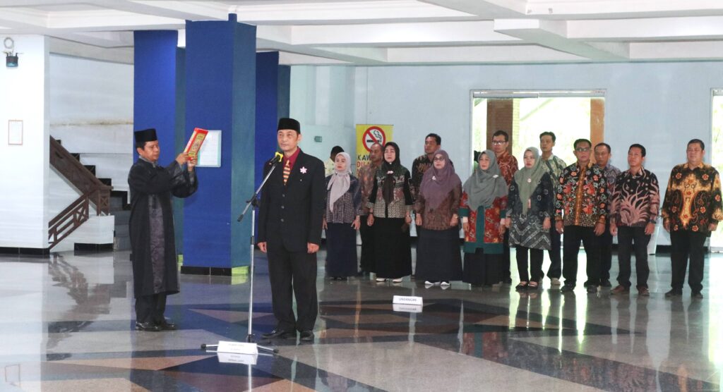 Rektor Unib Lantik Dr. Sugeng Suharto sebagai Dekan FISIP Periode 2025–2029