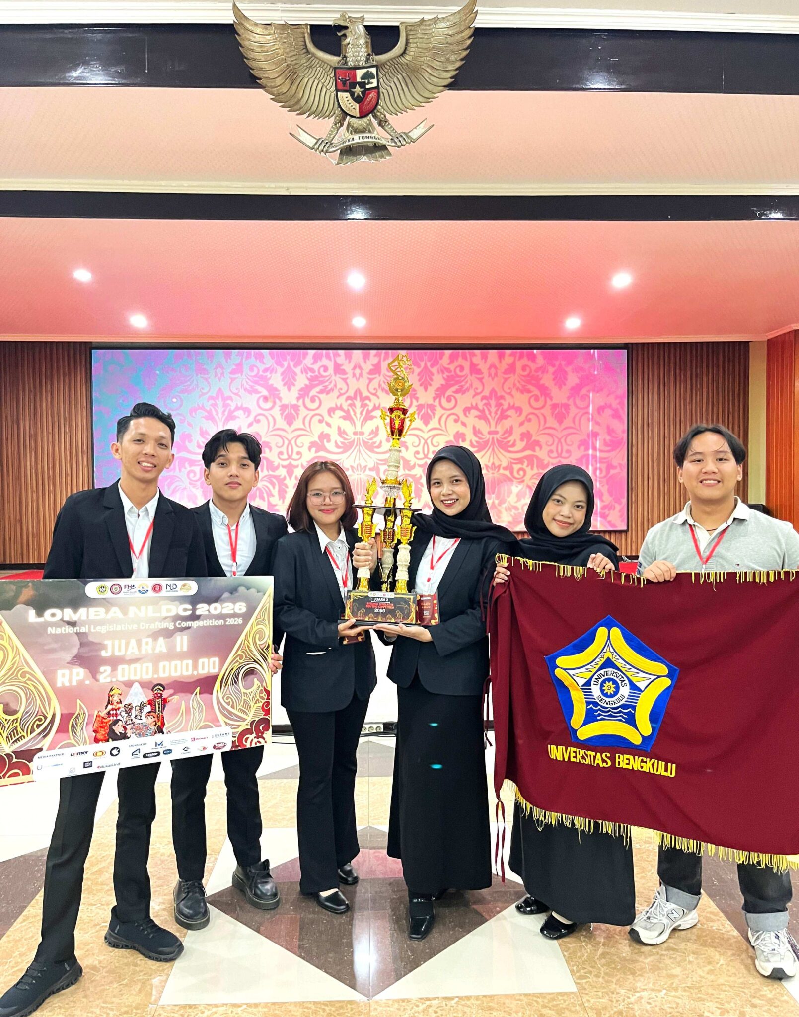 Tim FH Unib Raih Juara II Nasional Lomba Legal Drafting 2026 di ...