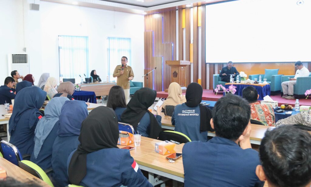 FMIPA Unib Gelar Kuliah Umum tentang Penggunaan Obat dan Kosmetik yang Aman
