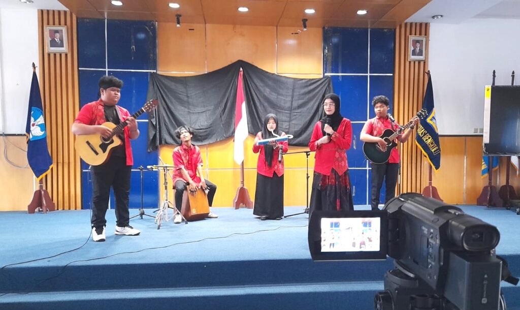 Unib Juara I Nasional Lomba Musikalisasi Puisi Pelmanas 2026 di Universitas Papua
