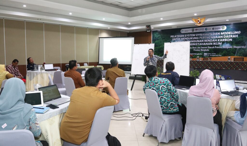 LPPM Unib dan Bapperida Bengkulu Perkuat Kapasitas PRKBI melalui Pelatihan System Dynamics